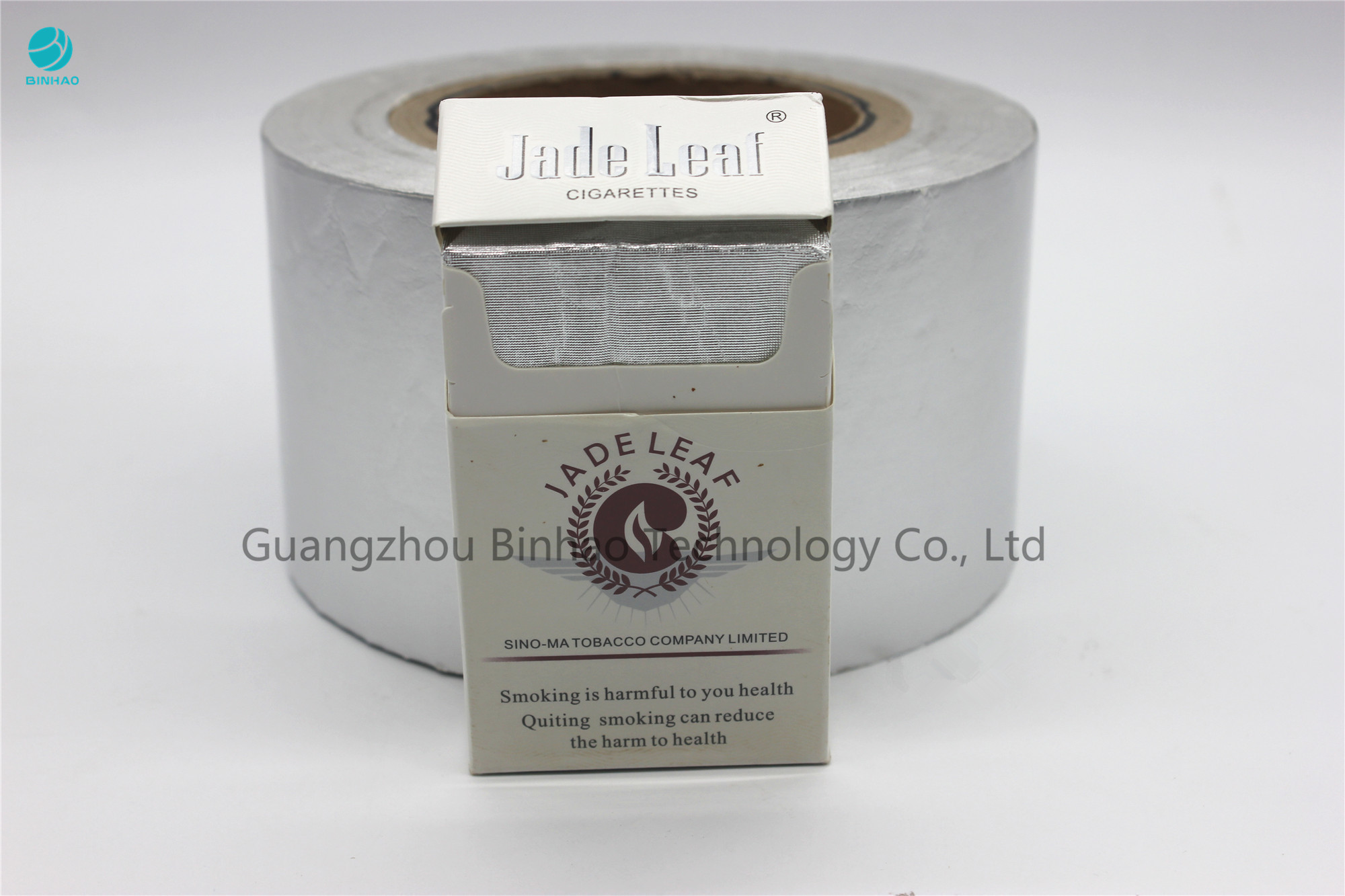 Papier brut blanc de Composited de papier d'aluminium de 7 microns pour l'emballage intérieur de boîte de cigarette