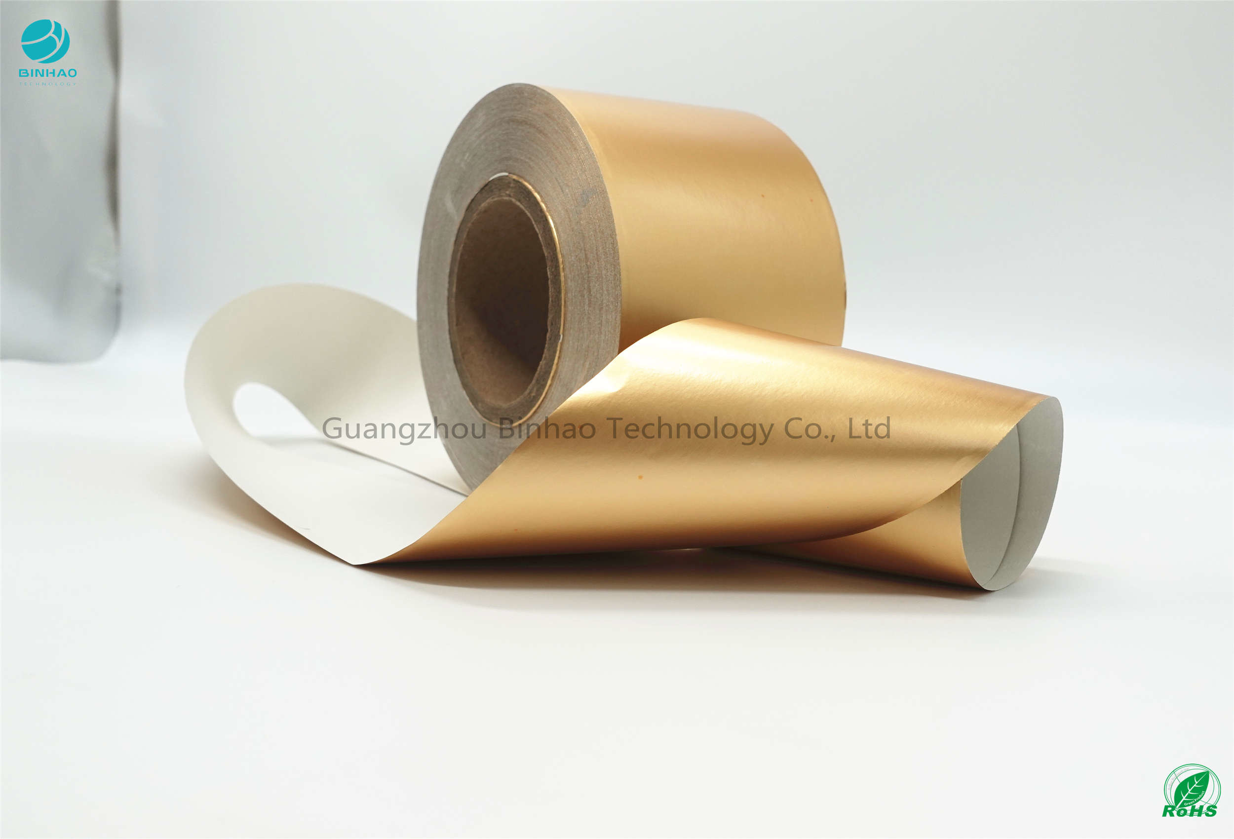 Papier adapté aux besoins du client de papier aluminium de 7 microns pour le paquet de cigarette